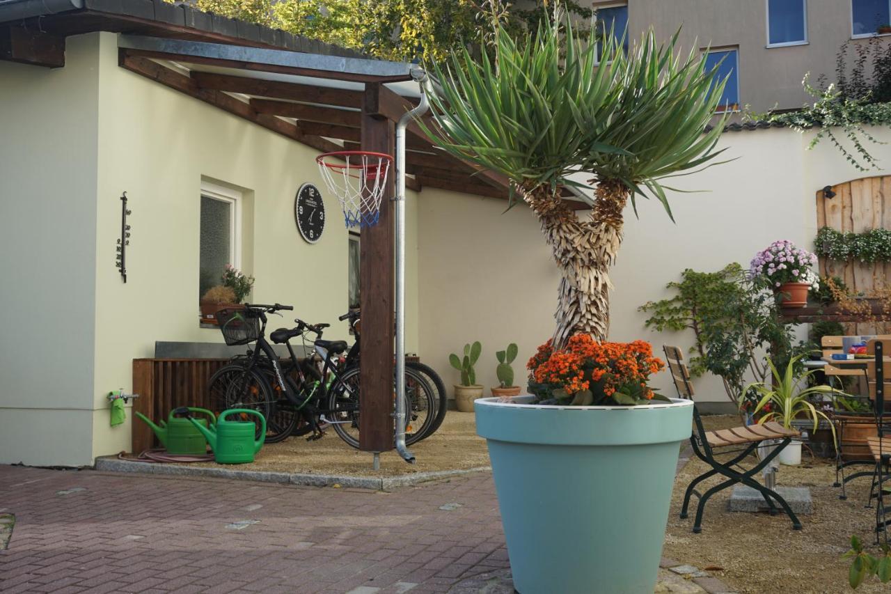 Pension Zum Birnbaum Brandenburg  Exterior foto